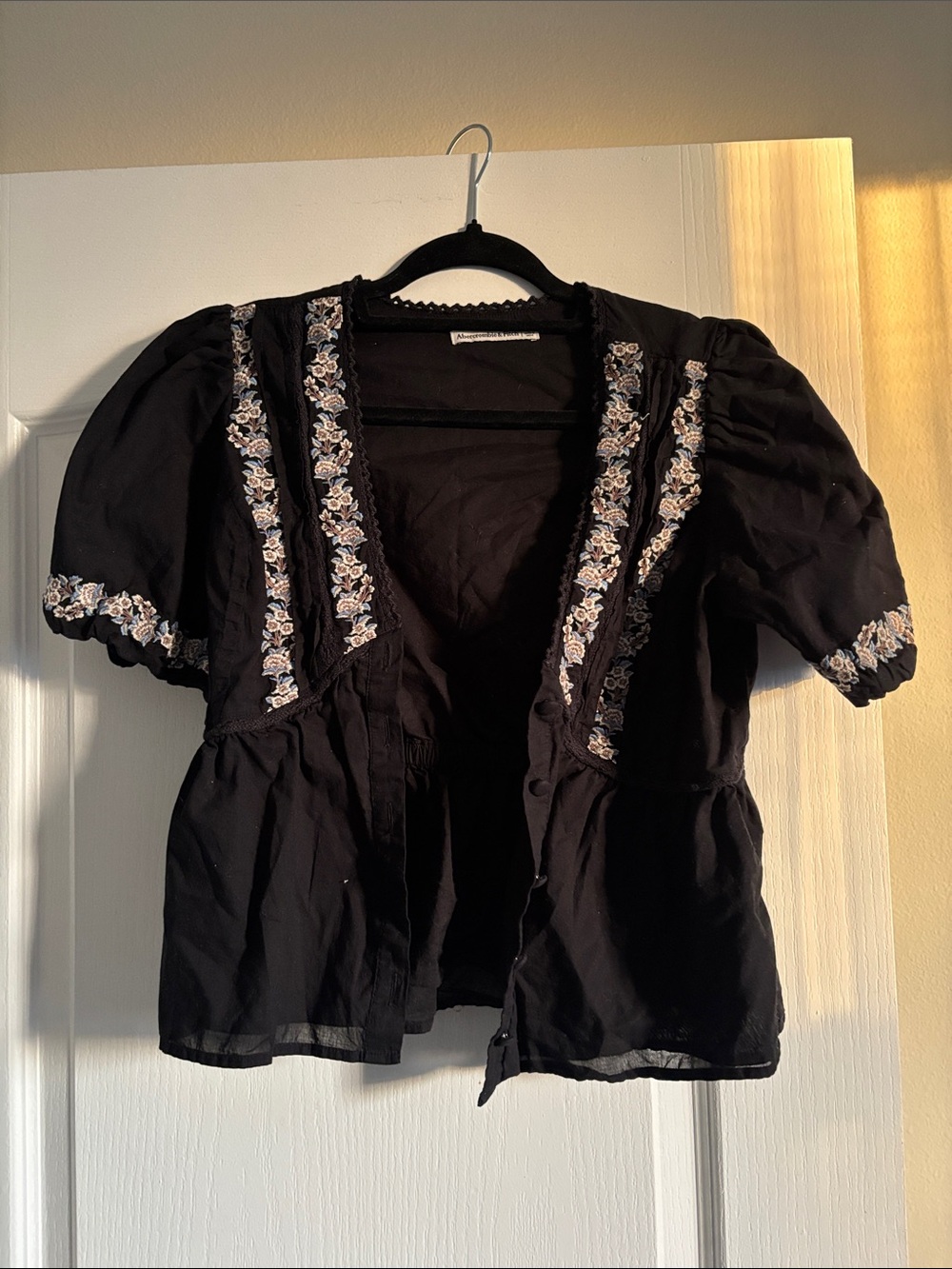 Abercrombie & Fitch Black Puff Sleeve Embroidered V-Neck Blouse